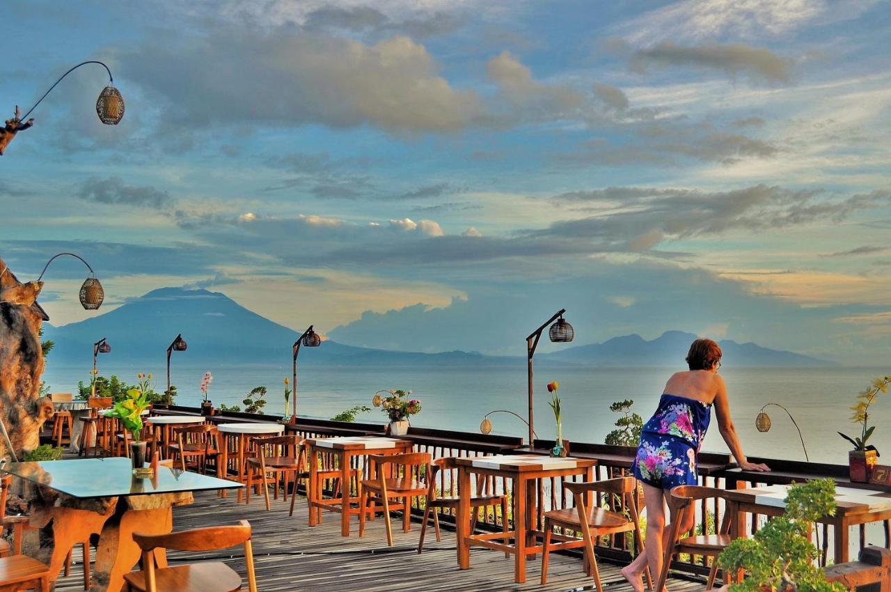 Ocean Terrace Suite And Spa Luxury Batununggul 外观 照片